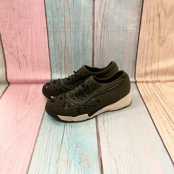 Green shoelace-less slip on uma Parker New York trainers - Picture 1 of 15